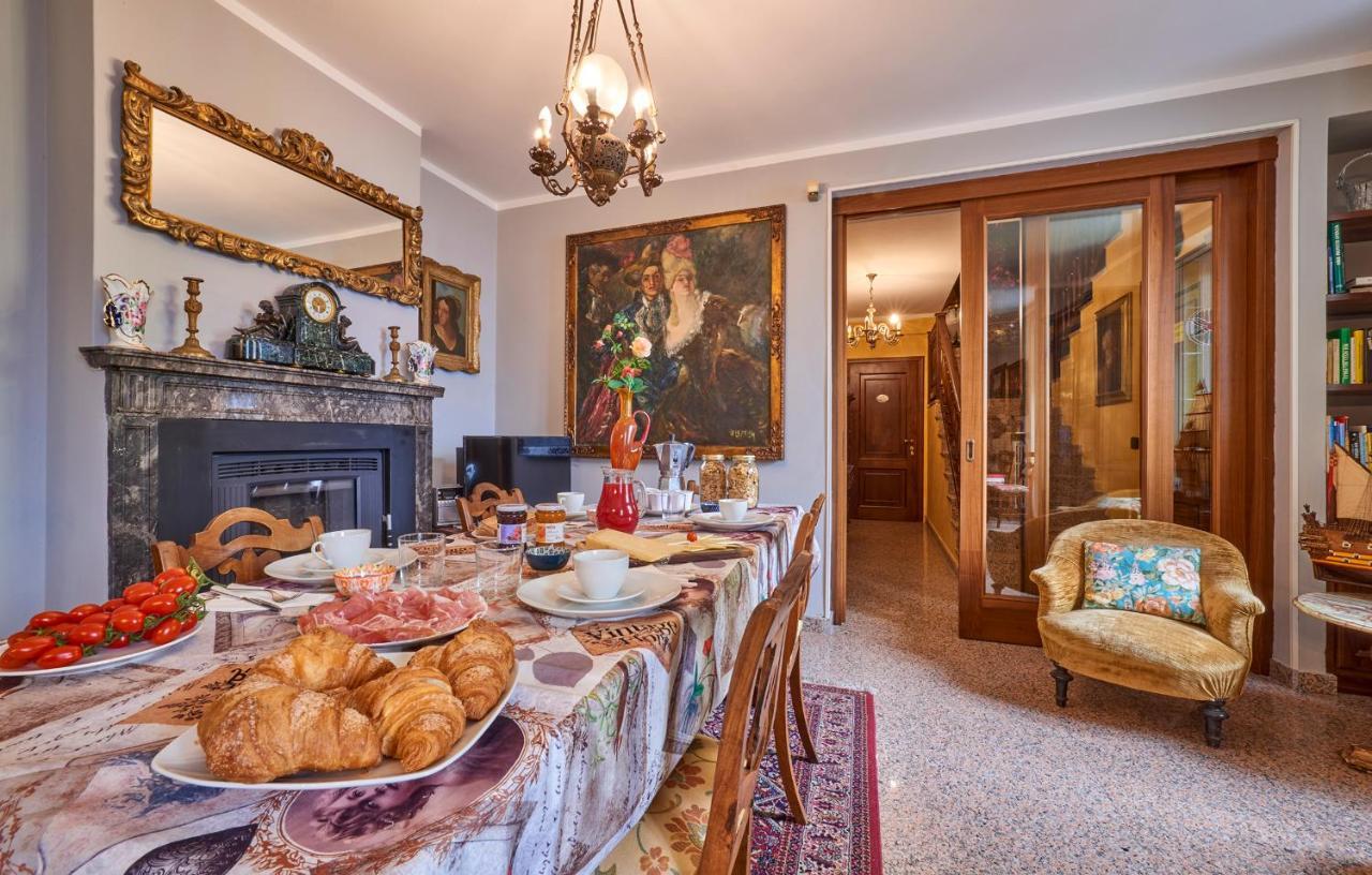 B&B - Foresteria - Frontelago Lake Como แมนเดลโล เดล ลาริโอ ภายนอก รูปภาพ
