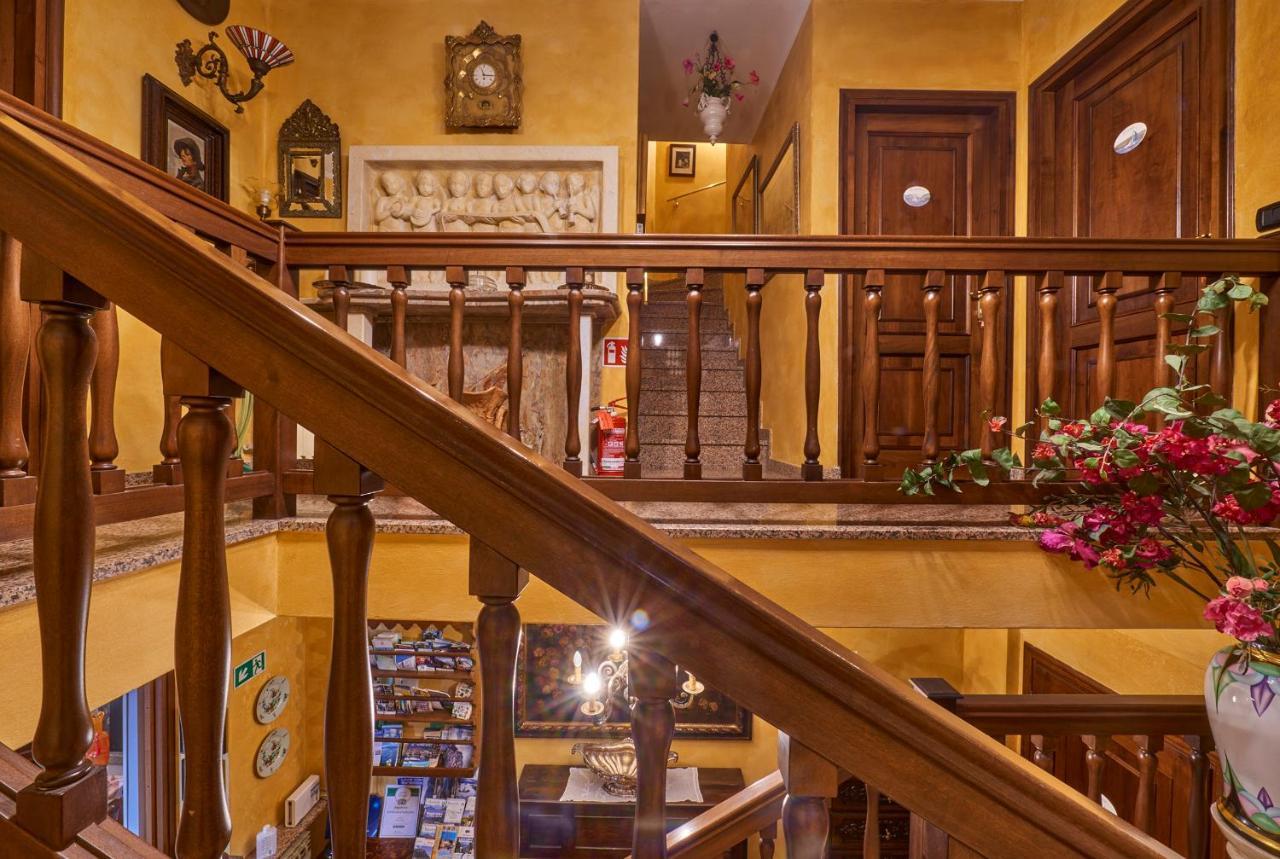 B&B - Foresteria - Frontelago Lake Como แมนเดลโล เดล ลาริโอ ภายนอก รูปภาพ